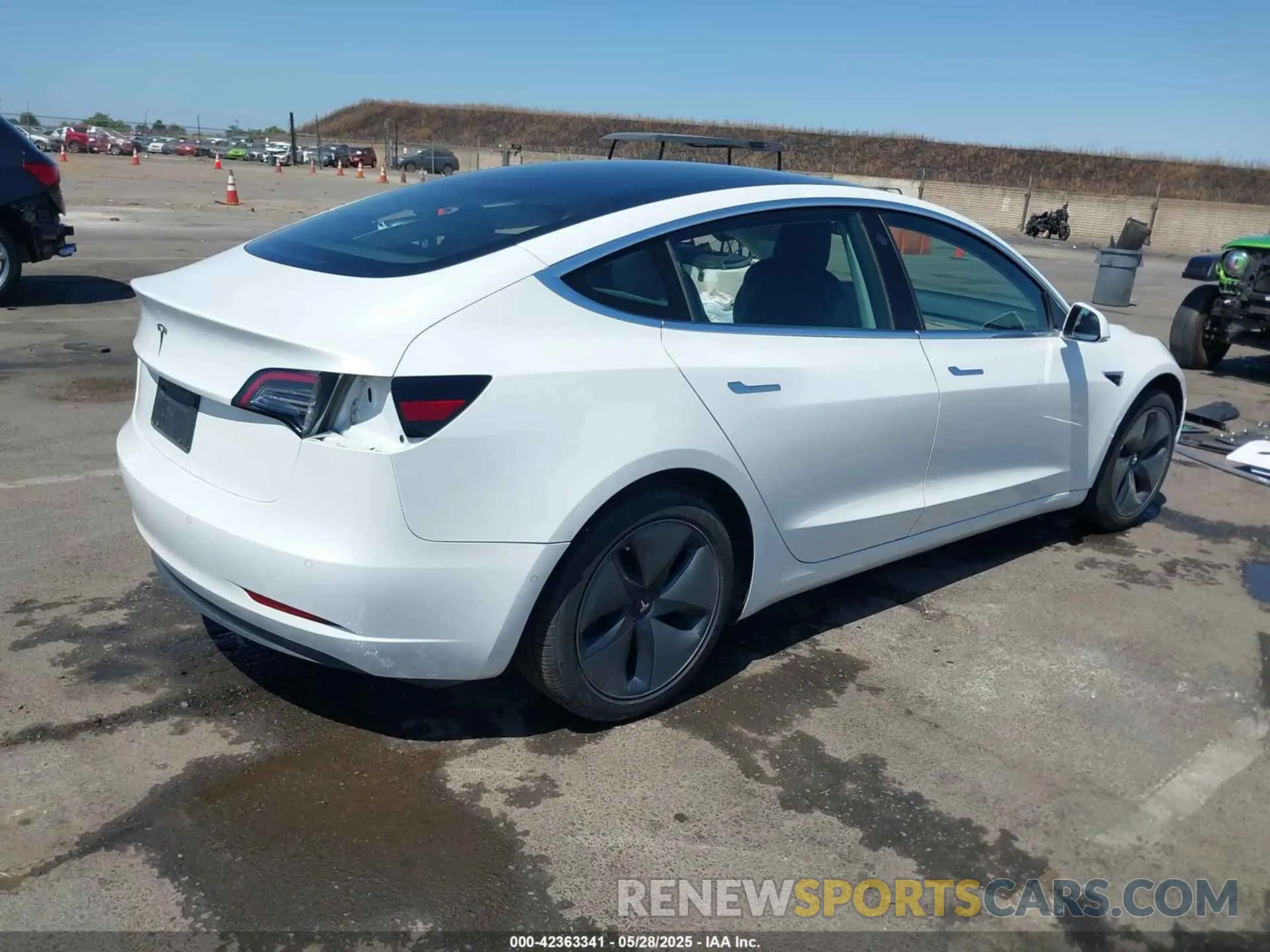 4 fotografías del automóvil dañado 5YJ3E1EA6LF659311 TESLA MODEL 3 2020