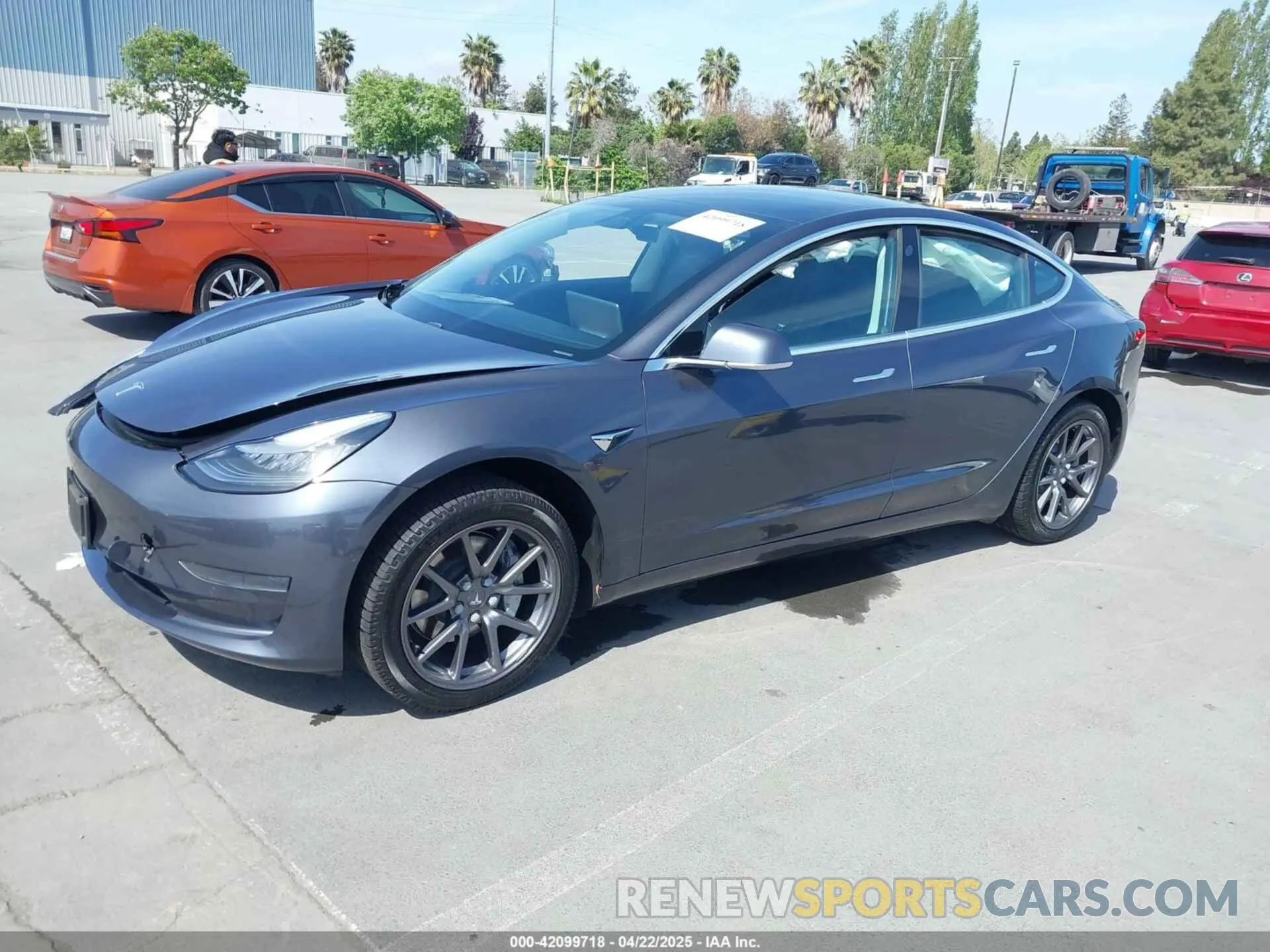 2 fotografías del automóvil dañado 5YJ3E1EA6LF703159 TESLA MODEL 3 2020