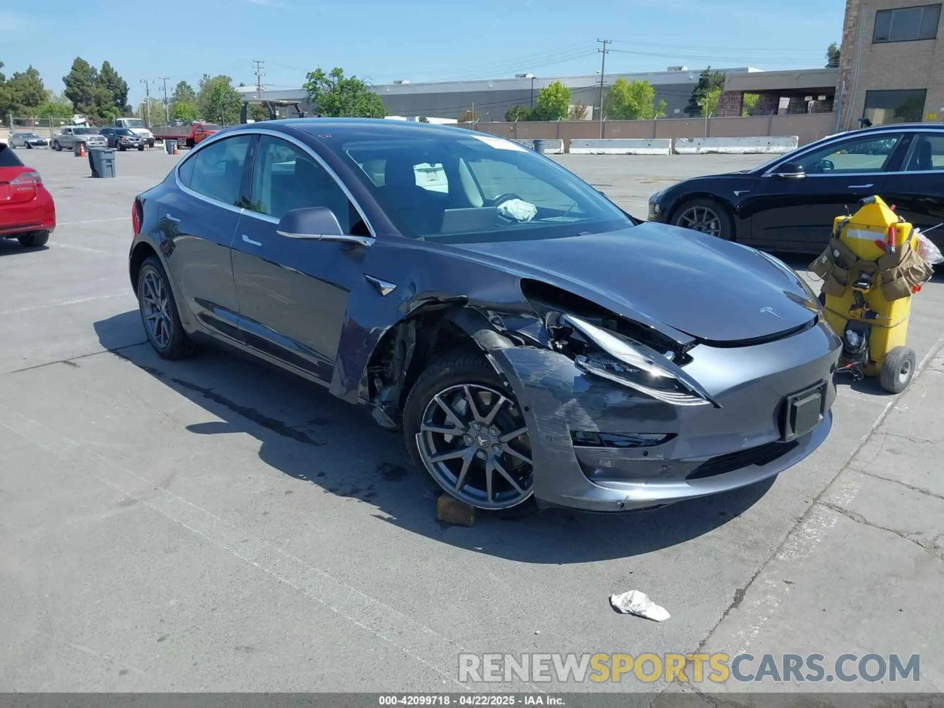 6 fotografías del automóvil dañado 5YJ3E1EA6LF703159 TESLA MODEL 3 2020