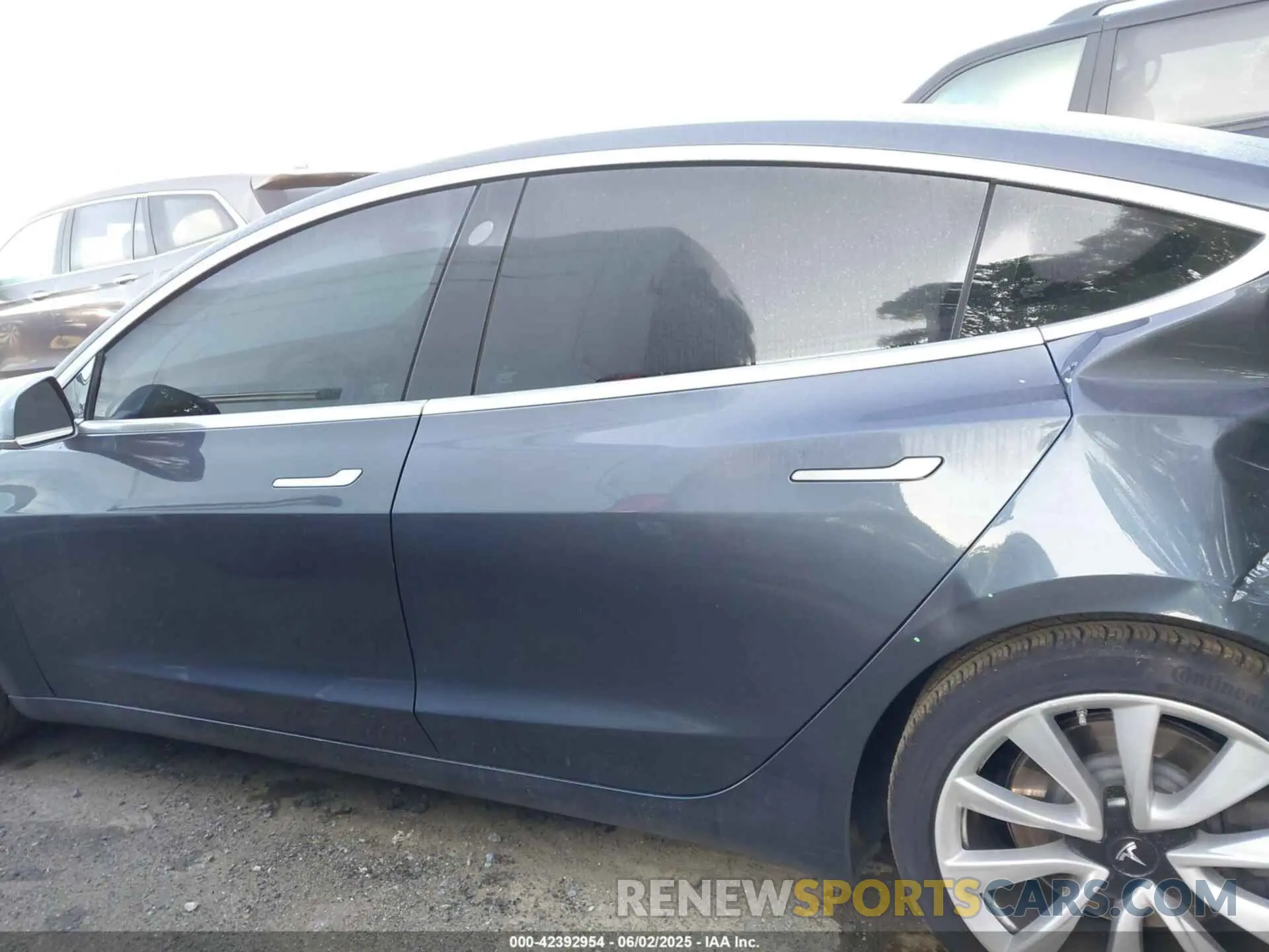 14 fotografías del automóvil dañado 5YJ3E1EA6LF740728 TESLA MODEL 3 2020