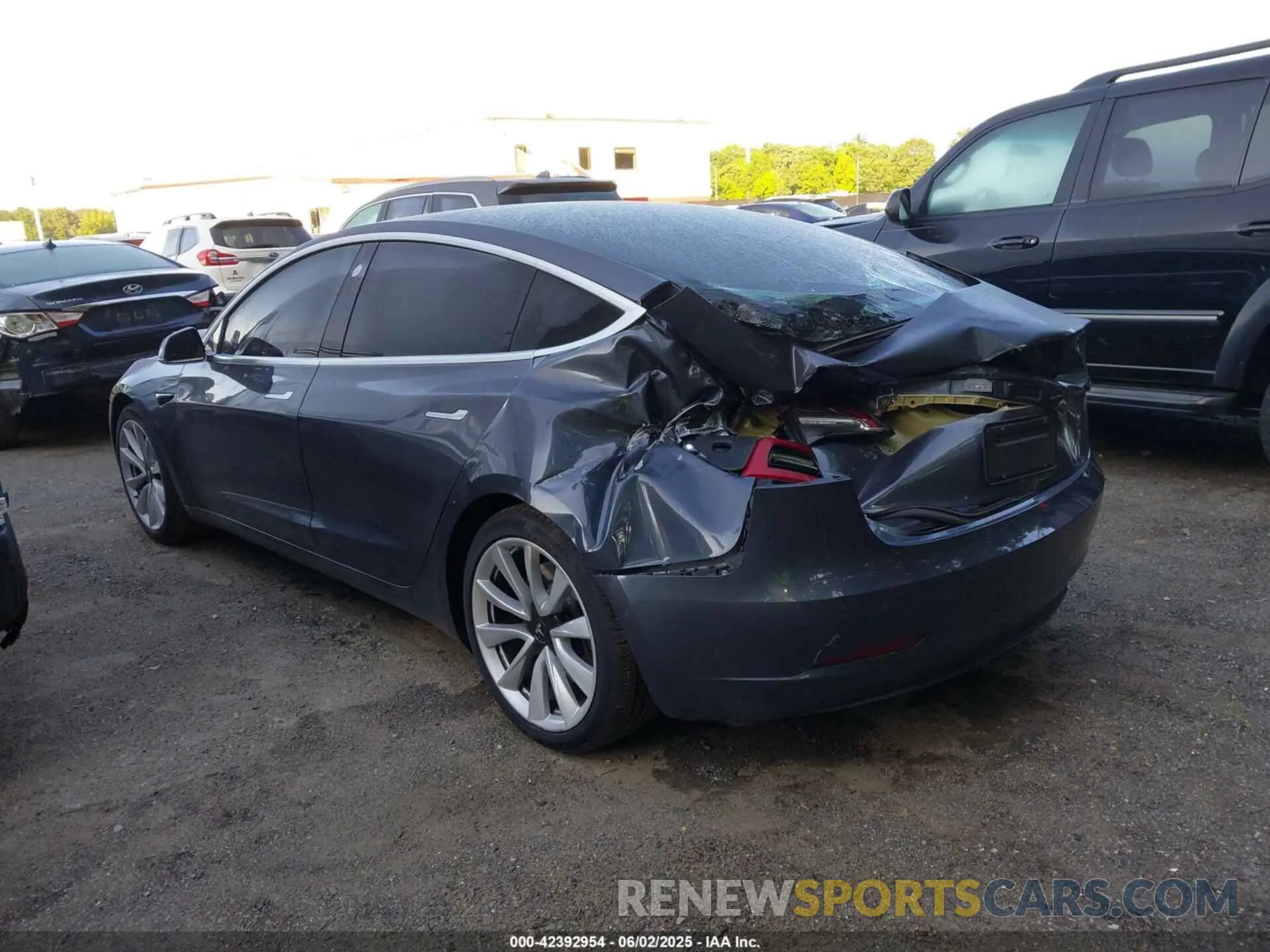 3 fotografías del automóvil dañado 5YJ3E1EA6LF740728 TESLA MODEL 3 2020