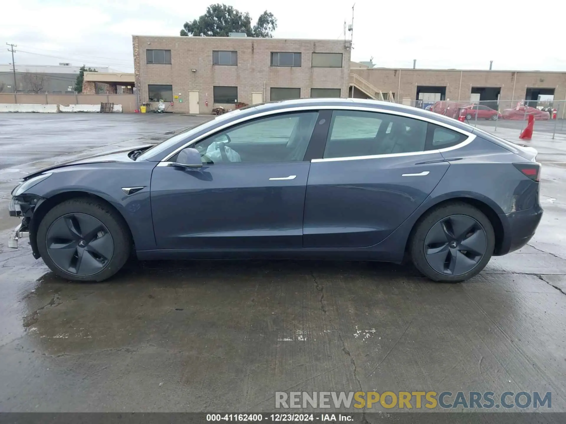 14 fotografías del automóvil dañado 5YJ3E1EA6LF743497 TESLA MODEL 3 2020