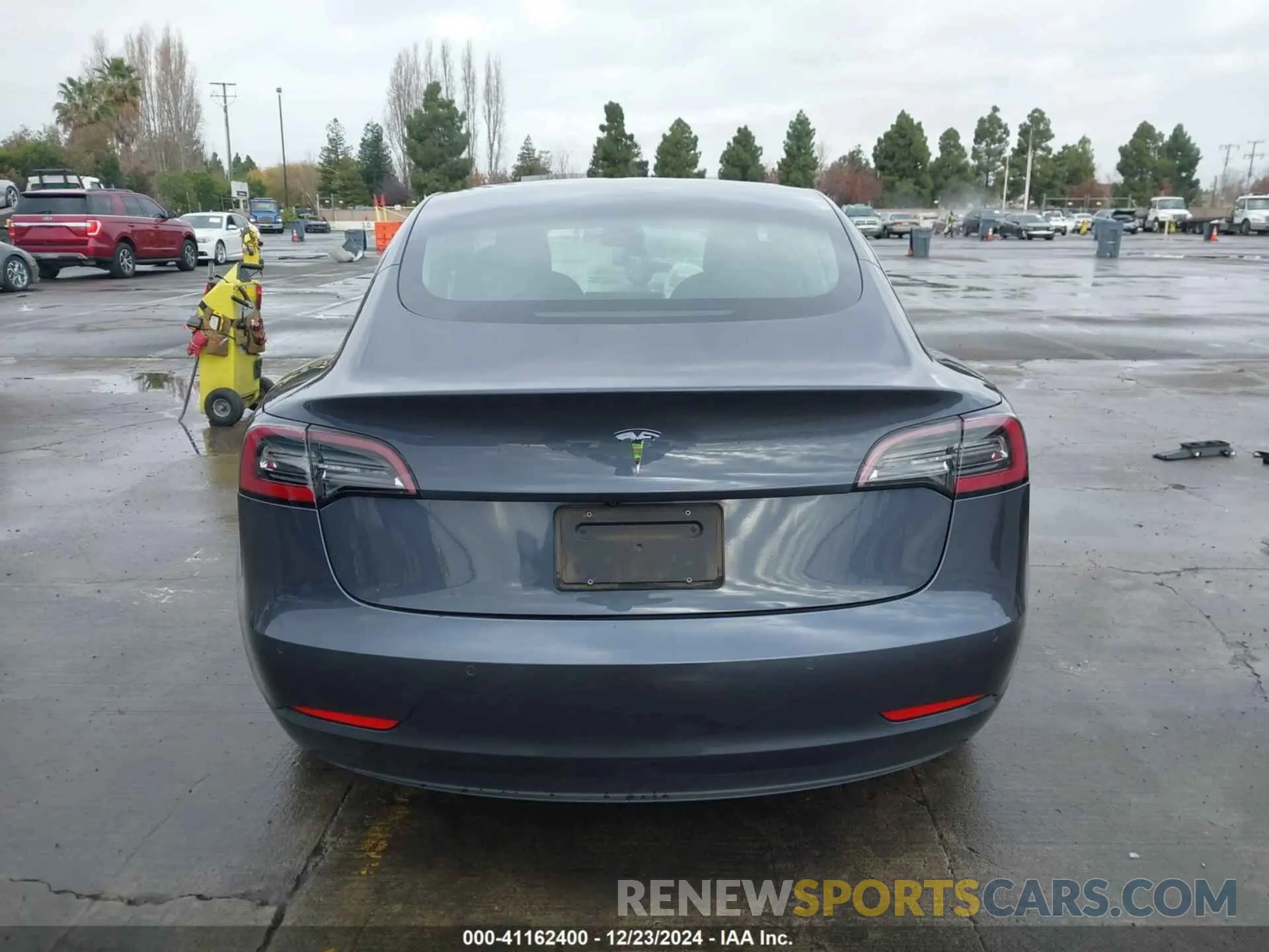 16 fotografías del automóvil dañado 5YJ3E1EA6LF743497 TESLA MODEL 3 2020