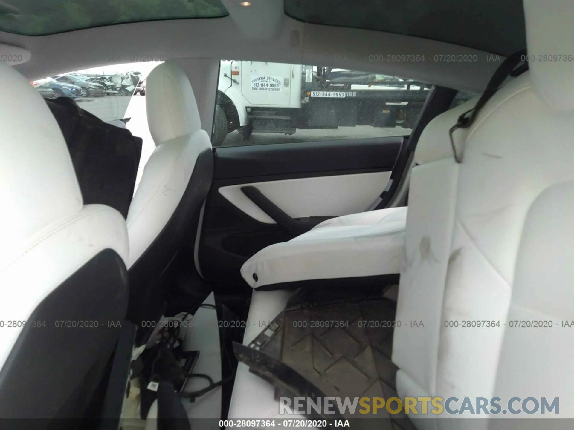 8 fotografías del automóvil dañado 5YJ3E1EA7LF591102 TESLA MODEL 3 2020