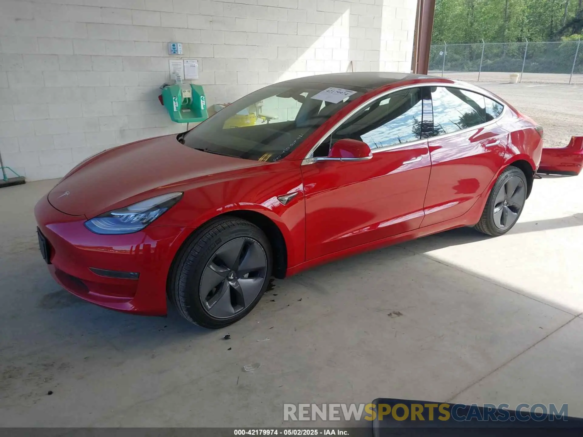 2 fotografías del automóvil dañado 5YJ3E1EA7LF611669 TESLA MODEL 3 2020