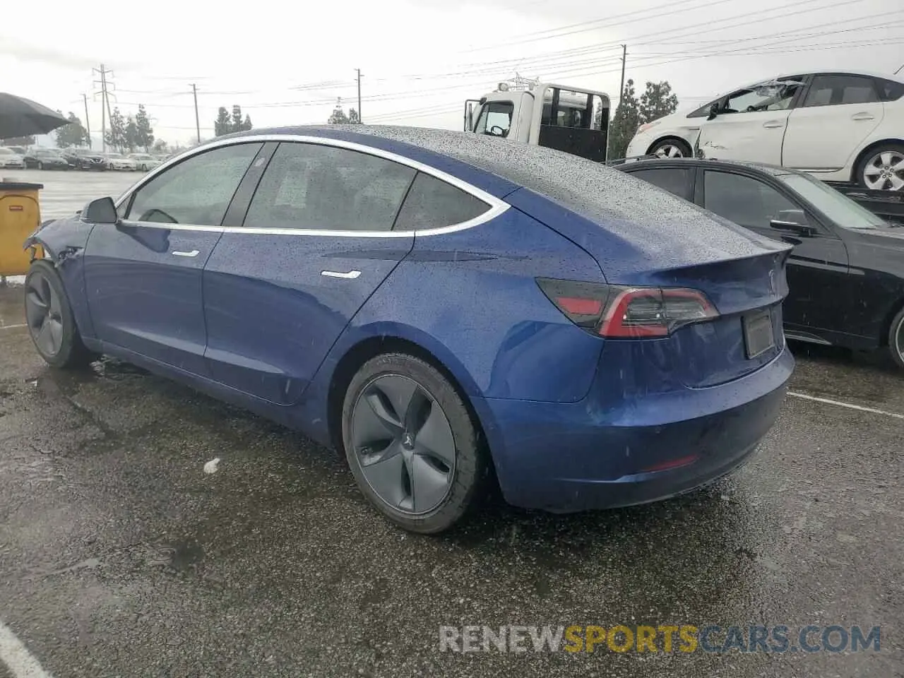 2 fotografías del automóvil dañado 5YJ3E1EA7LF705759 TESLA MODEL 3 2020
