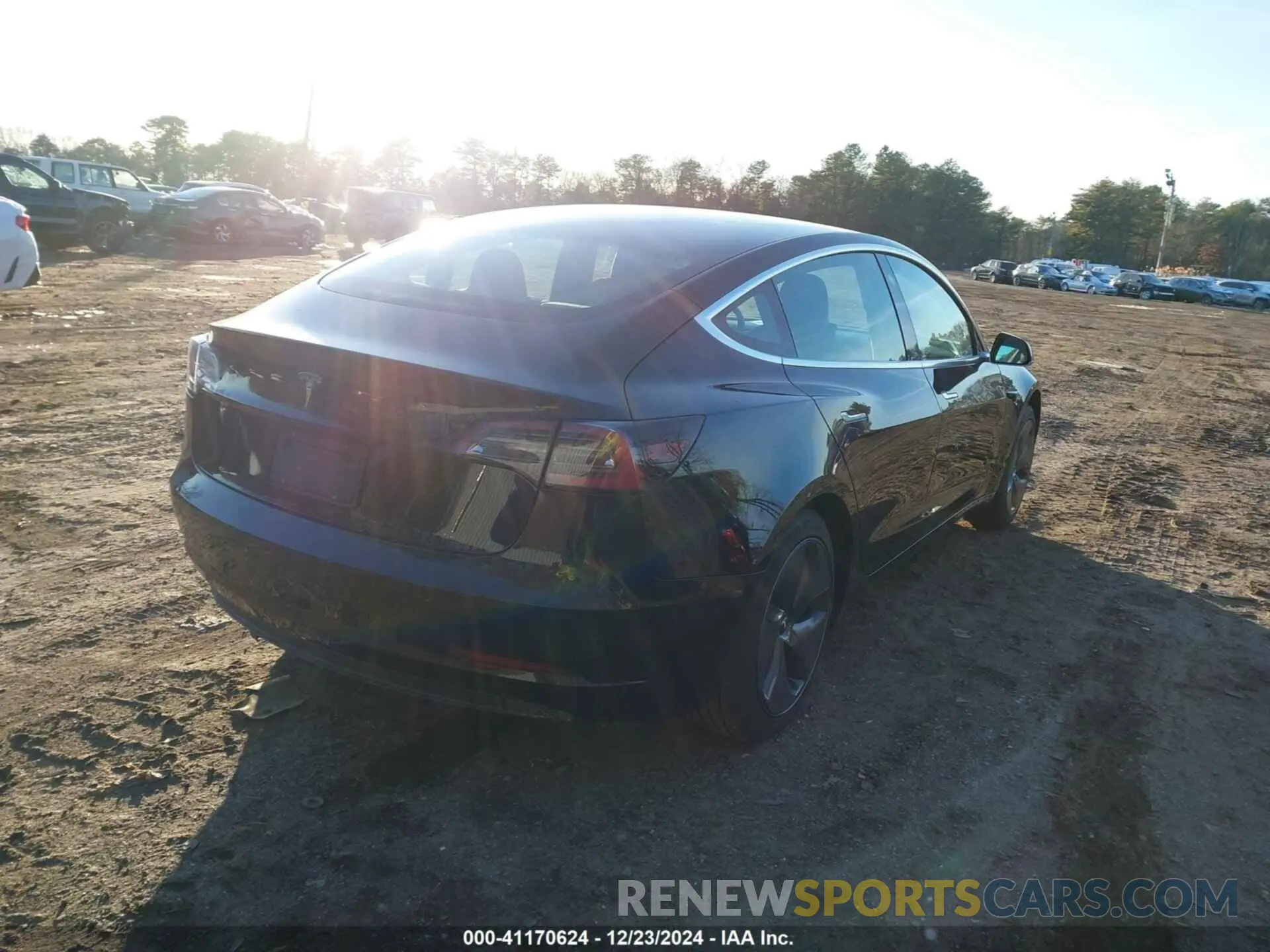 4 fotografías del automóvil dañado 5YJ3E1EA7LF784754 TESLA MODEL 3 2020