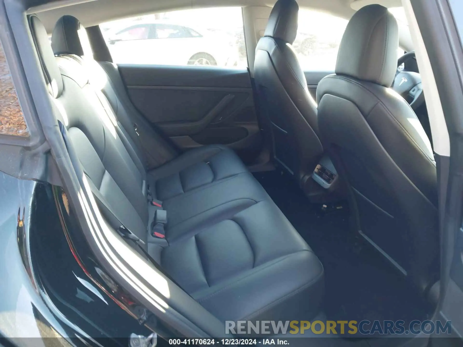 8 fotografías del automóvil dañado 5YJ3E1EA7LF784754 TESLA MODEL 3 2020