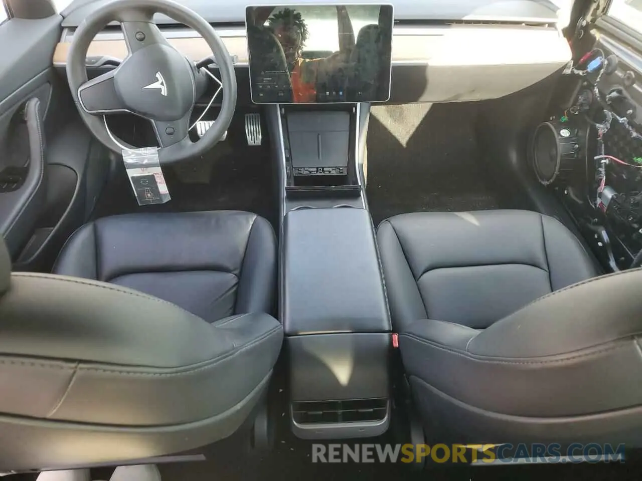 8 fotografías del automóvil dañado 5YJ3E1EA7LF785533 TESLA MODEL 3 2020