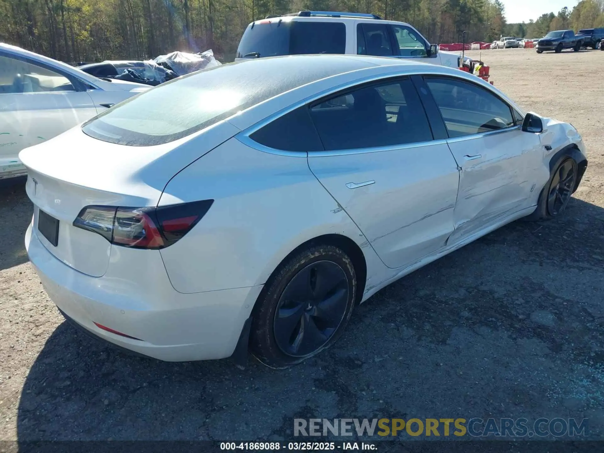 4 fotografías del automóvil dañado 5YJ3E1EA7LF797150 TESLA MODEL 3 2020