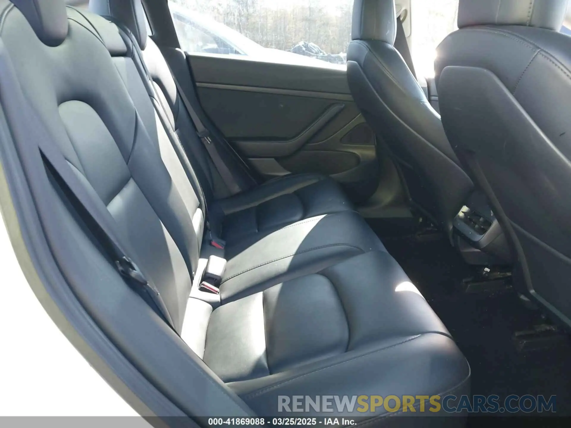 8 fotografías del automóvil dañado 5YJ3E1EA7LF797150 TESLA MODEL 3 2020