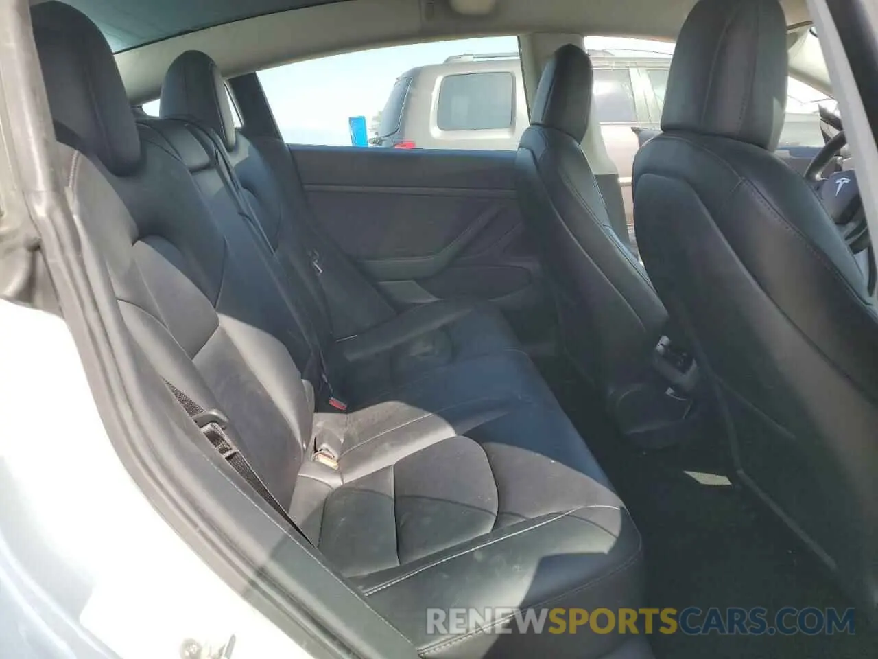 10 fotografías del automóvil dañado 5YJ3E1EA7LF799612 TESLA MODEL 3 2020
