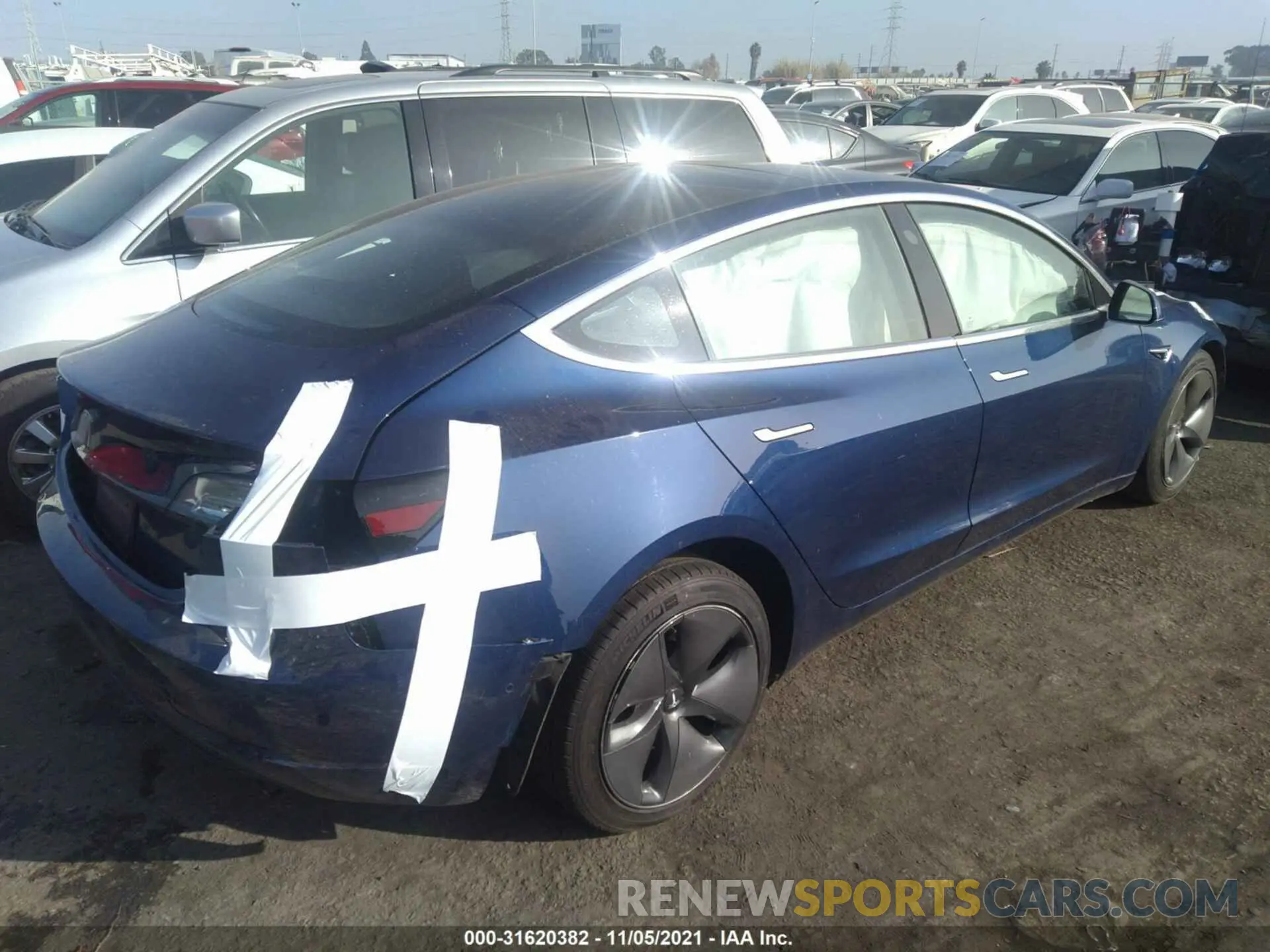 4 fotografías del automóvil dañado 5YJ3E1EA7LF803755 TESLA MODEL 3 2020
