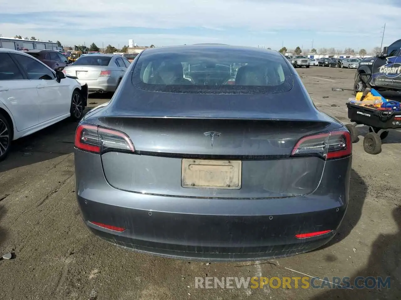 6 fotografías del automóvil dañado 5YJ3E1EA8LF611566 TESLA MODEL 3 2020