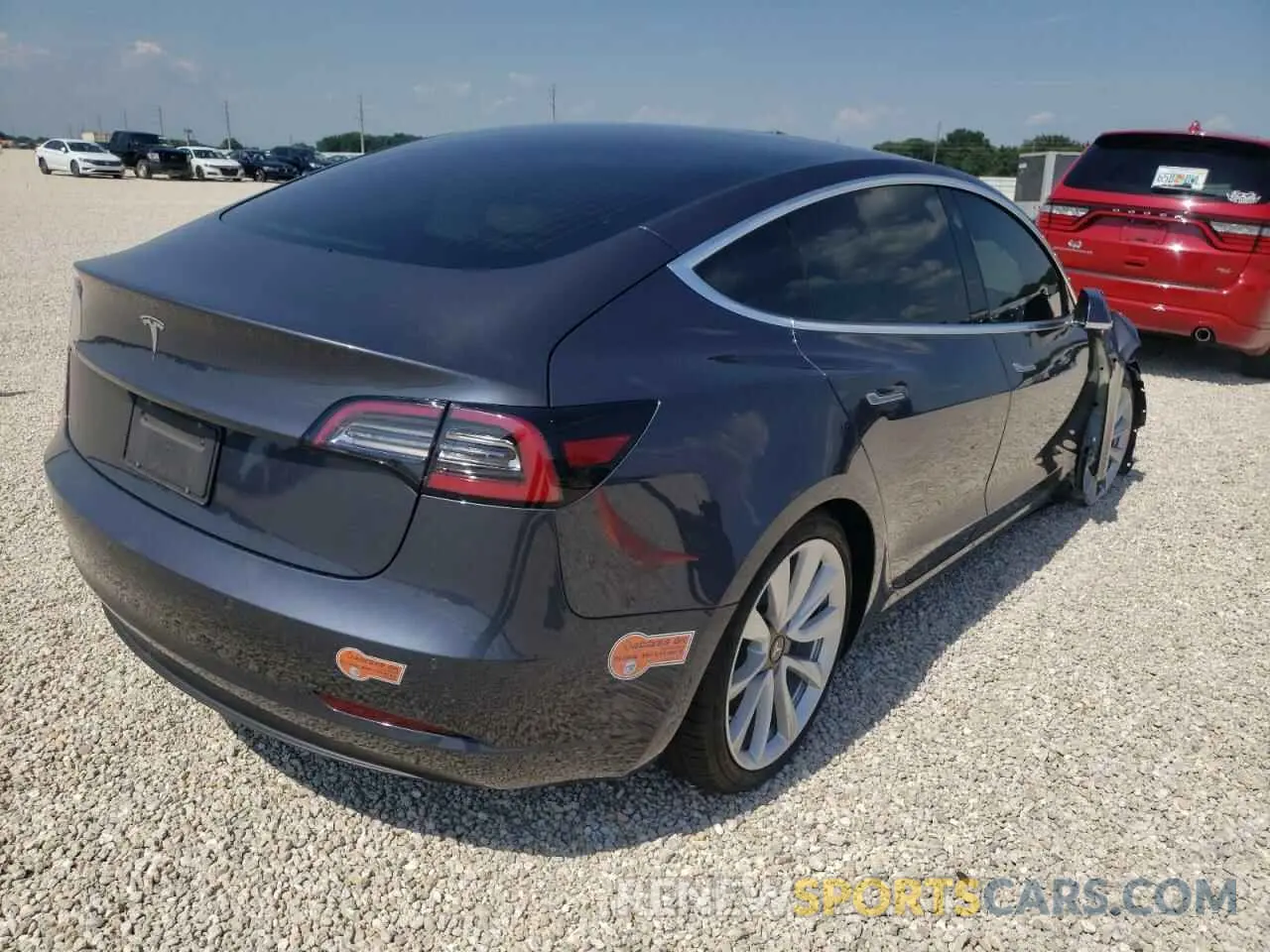 4 fotografías del automóvil dañado 5YJ3E1EA8LF616055 TESLA MODEL 3 2020