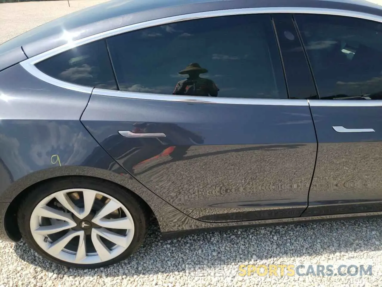 6 fotografías del automóvil dañado 5YJ3E1EA8LF616055 TESLA MODEL 3 2020