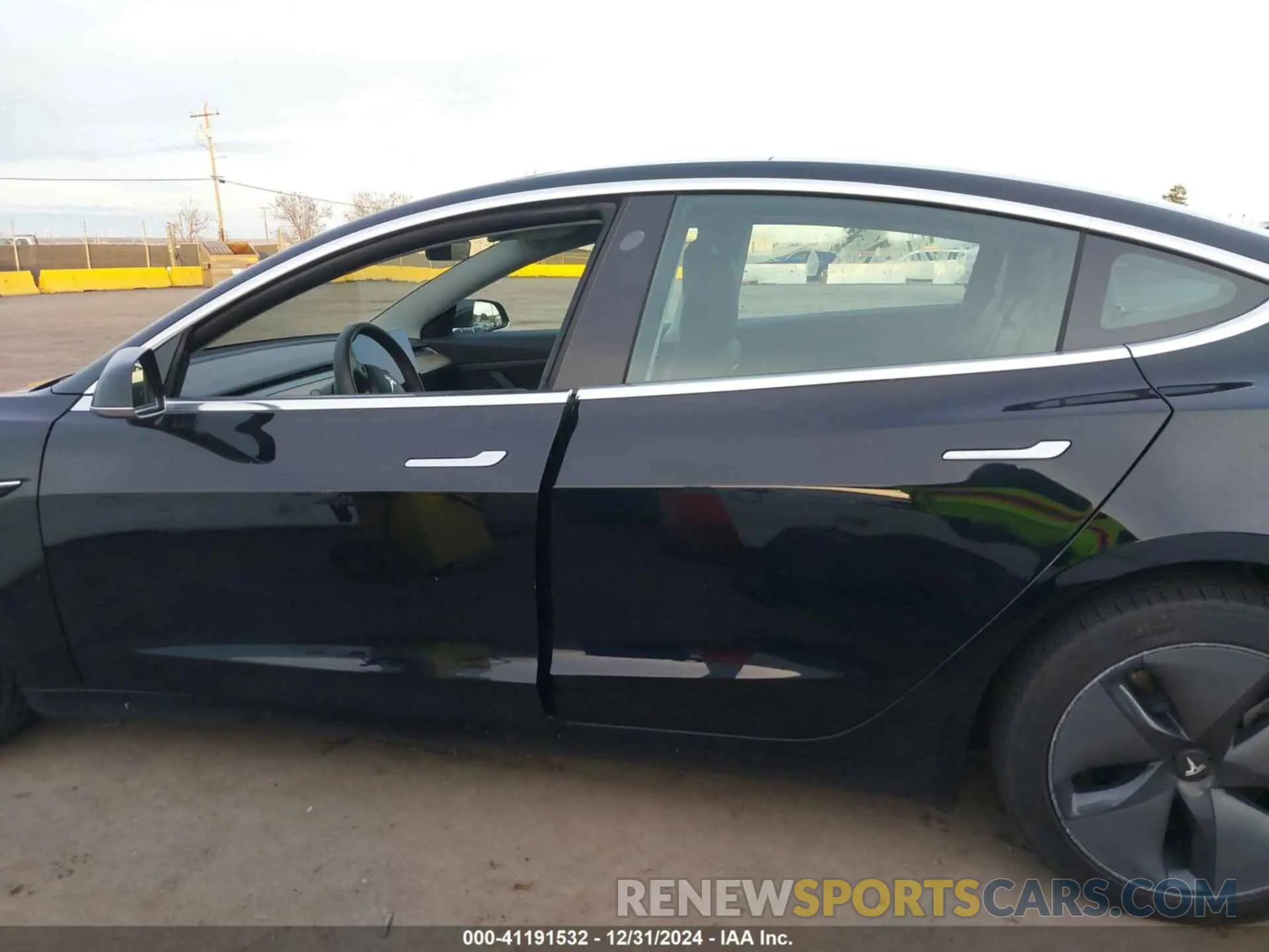 14 fotografías del automóvil dañado 5YJ3E1EA8LF630022 TESLA MODEL 3 2020