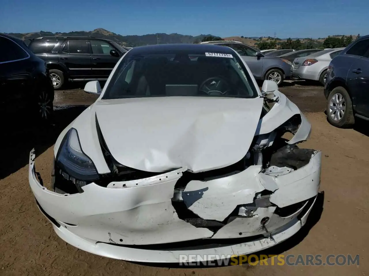 5 fotografías del automóvil dañado 5YJ3E1EA8LF633213 TESLA MODEL 3 2020