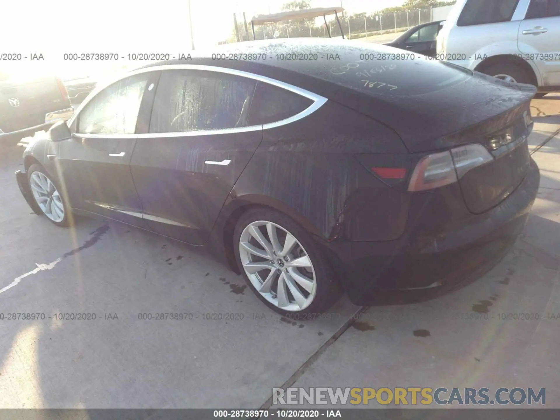 3 fotografías del automóvil dañado 5YJ3E1EA8LF737877 TESLA MODEL 3 2020