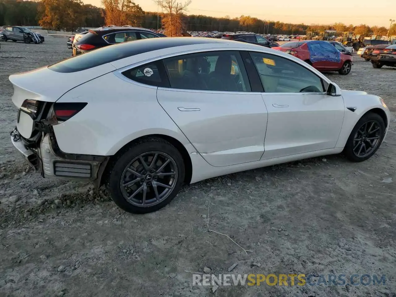 3 fotografías del automóvil dañado 5YJ3E1EA8LF740567 TESLA MODEL 3 2020