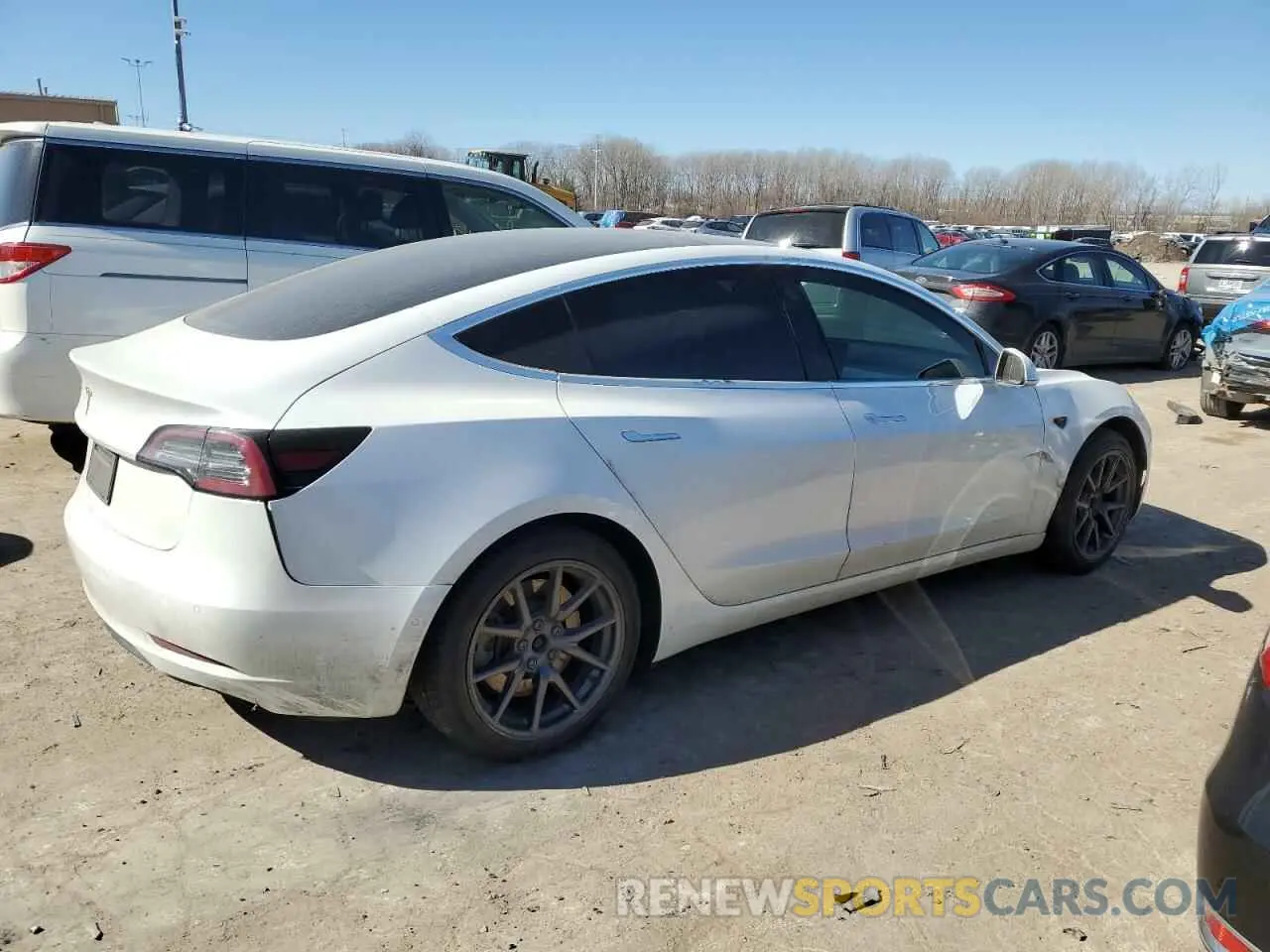 3 fotografías del automóvil dañado 5YJ3E1EA8LF743985 TESLA MODEL 3 2020