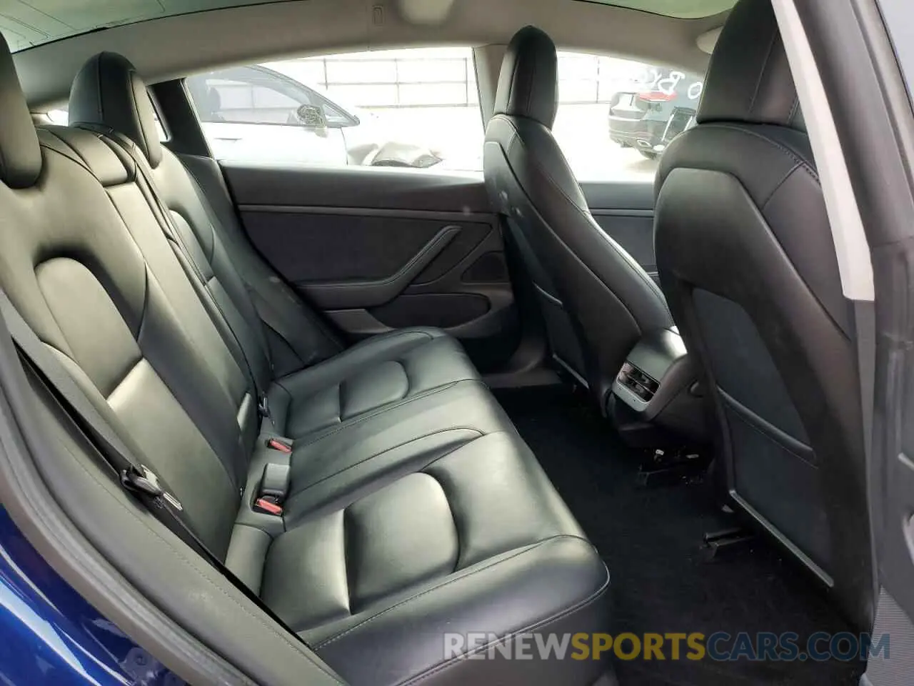 10 fotografías del automóvil dañado 5YJ3E1EA8LF745848 TESLA MODEL 3 2020