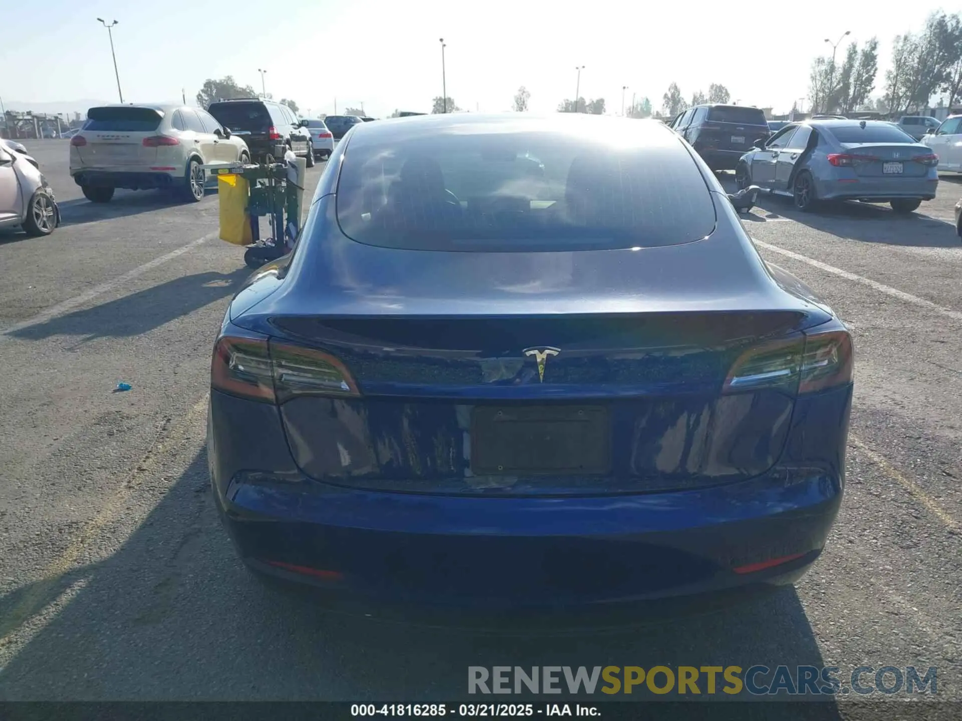 16 fotografías del automóvil dañado 5YJ3E1EA8LF785010 TESLA MODEL 3 2020