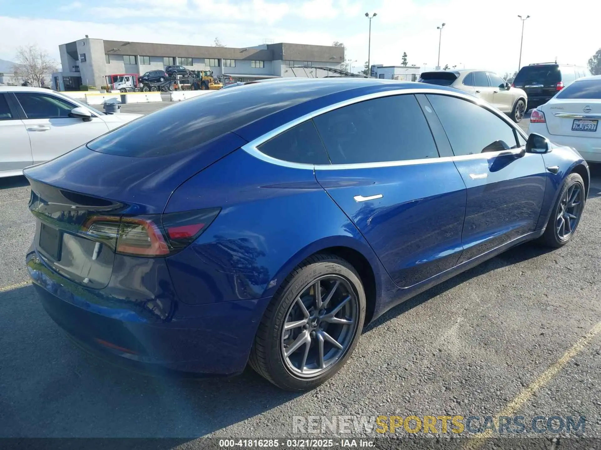 4 fotografías del automóvil dañado 5YJ3E1EA8LF785010 TESLA MODEL 3 2020