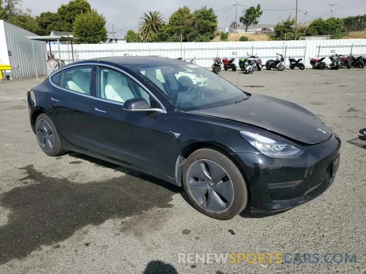 4 fotografías del automóvil dañado 5YJ3E1EA9LF606716 TESLA MODEL 3 2020