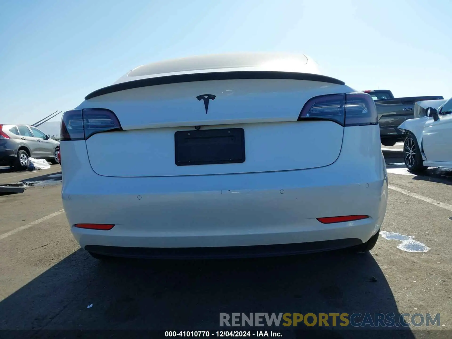 15 fotografías del automóvil dañado 5YJ3E1EA9LF612984 TESLA MODEL 3 2020