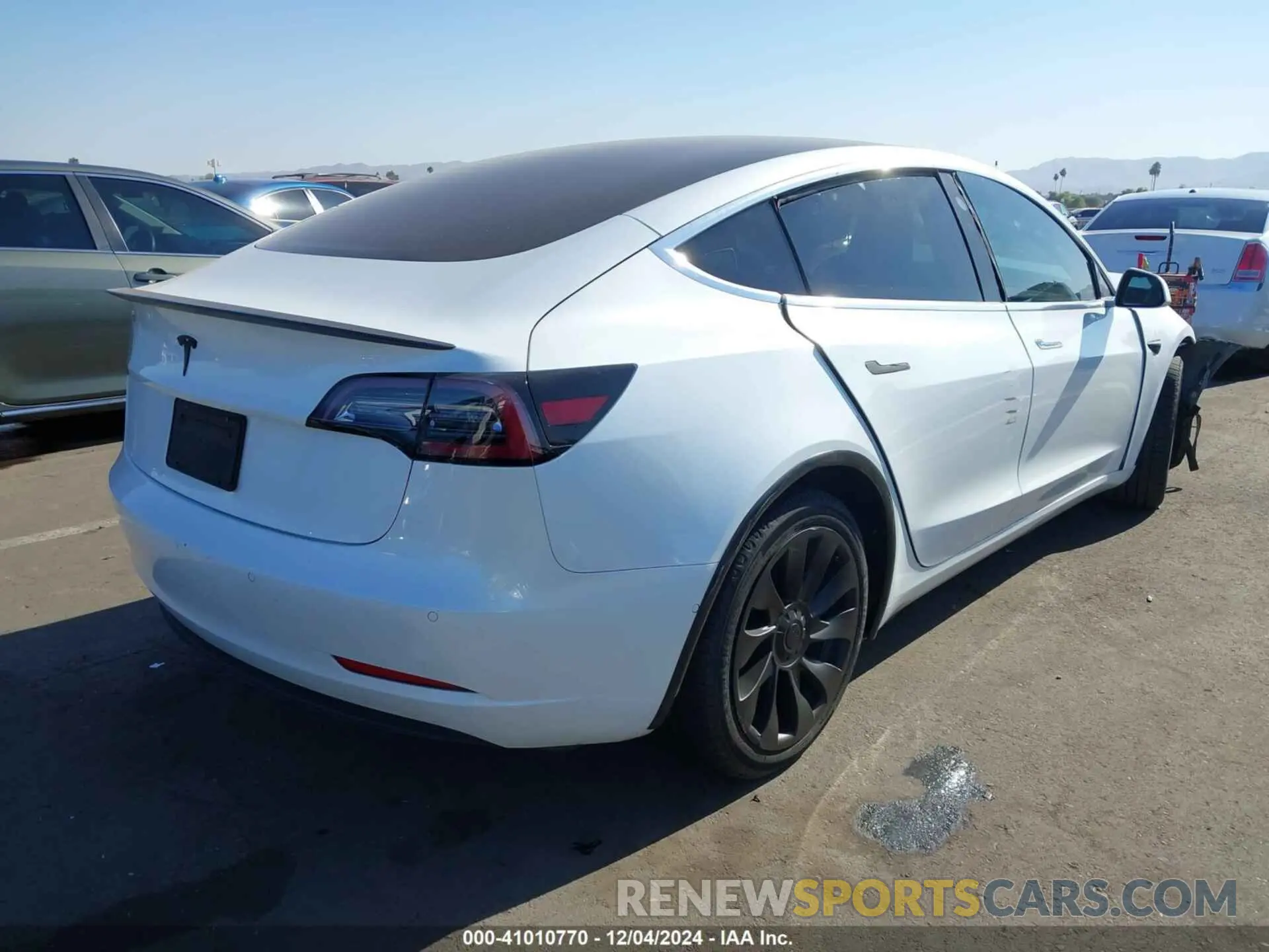 4 fotografías del automóvil dañado 5YJ3E1EA9LF612984 TESLA MODEL 3 2020