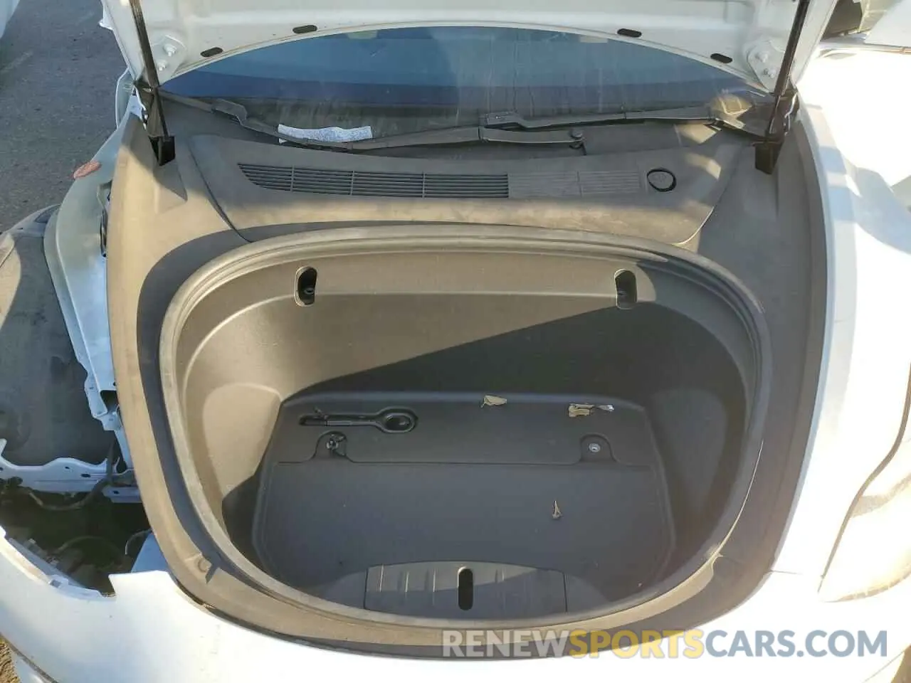 11 fotografías del automóvil dañado 5YJ3E1EA9LF633236 TESLA MODEL 3 2020