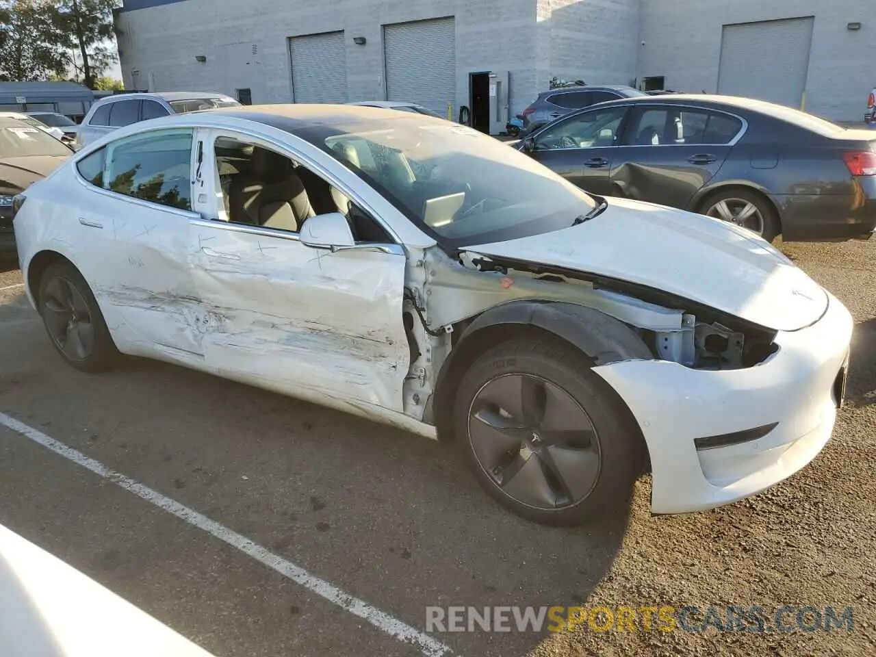 4 fotografías del automóvil dañado 5YJ3E1EA9LF633236 TESLA MODEL 3 2020
