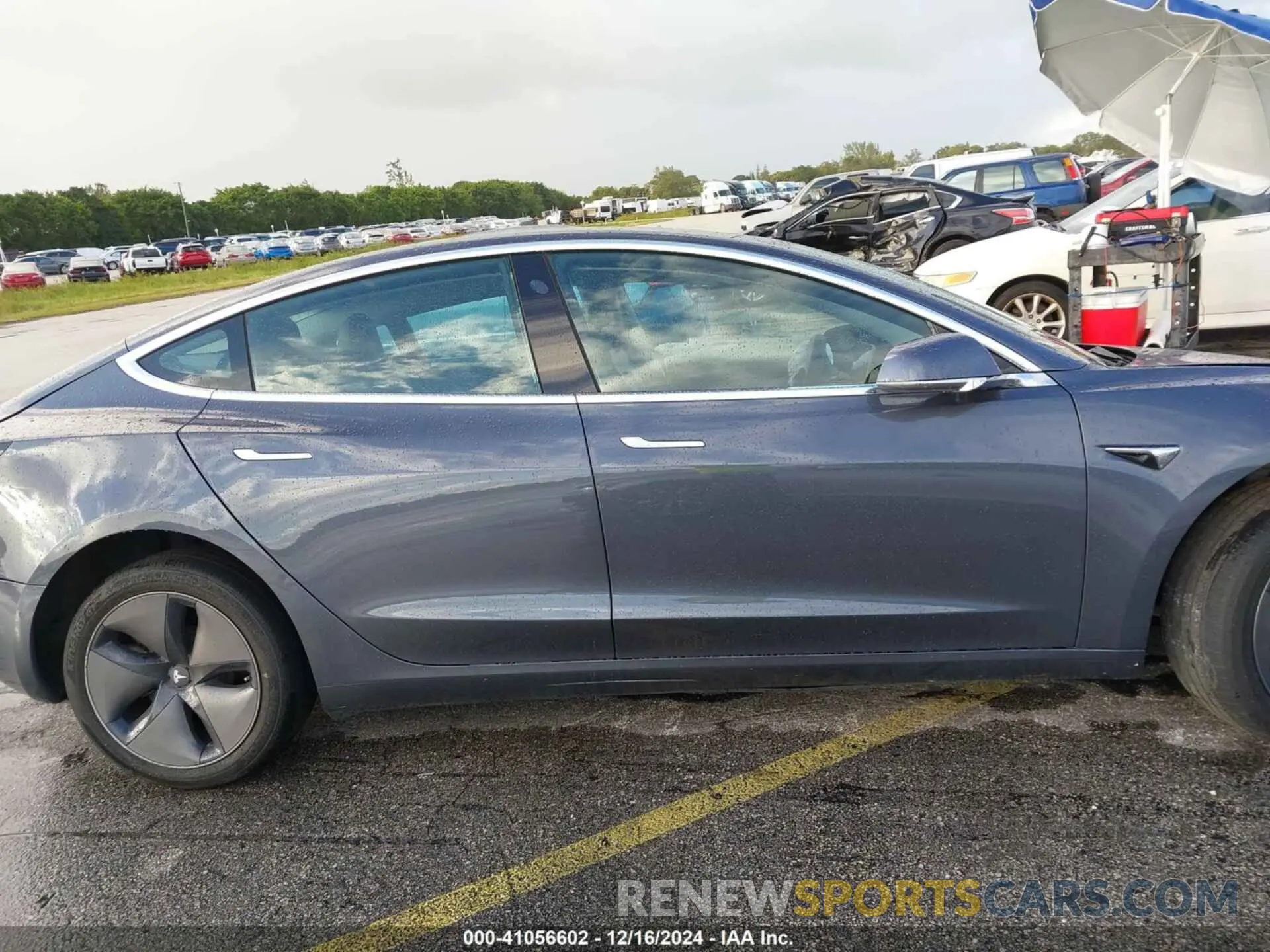 13 fotografías del automóvil dañado 5YJ3E1EA9LF657911 TESLA MODEL 3 2020