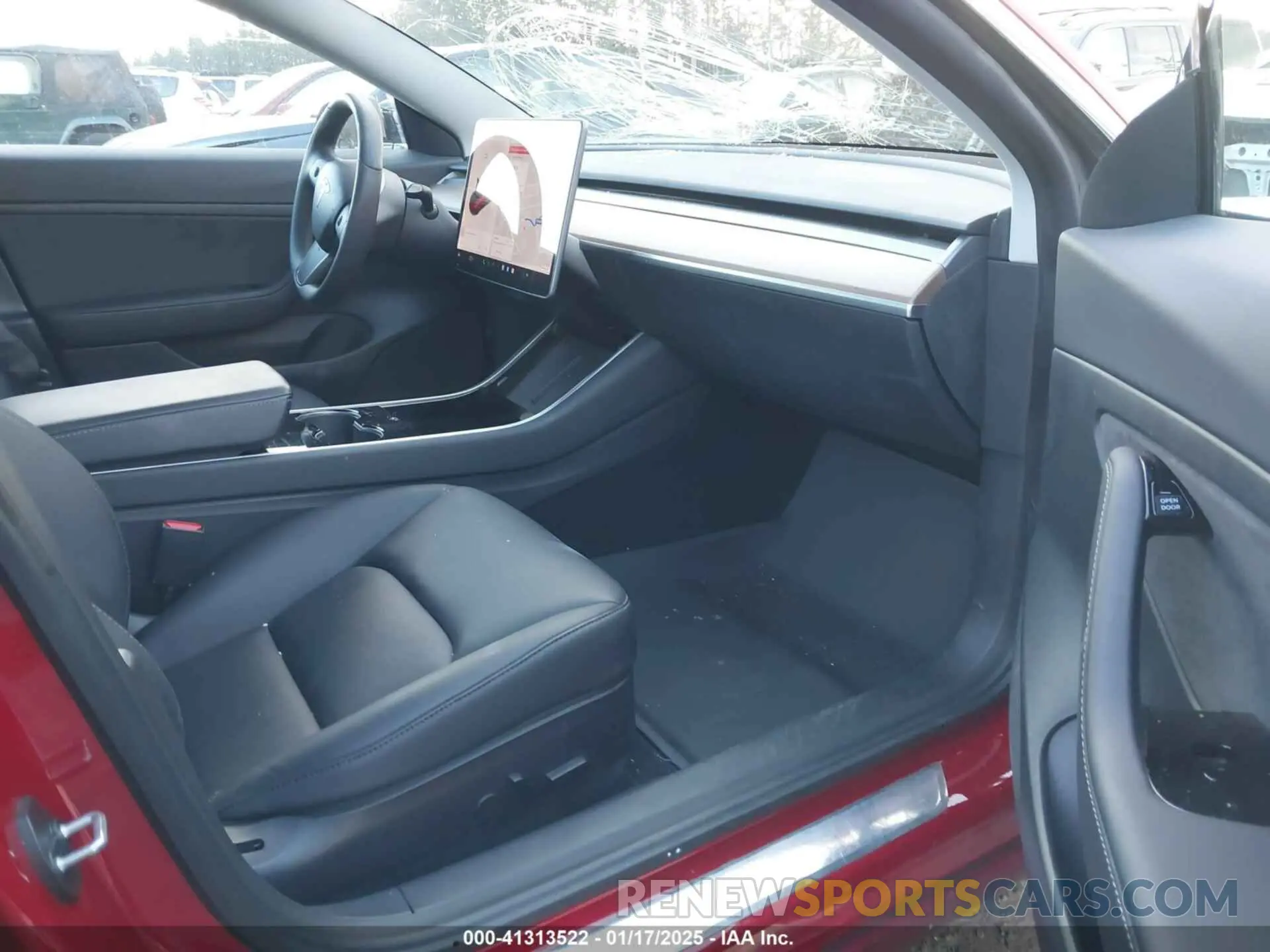 5 fotografías del automóvil dañado 5YJ3E1EA9LF705682 TESLA MODEL 3 2020