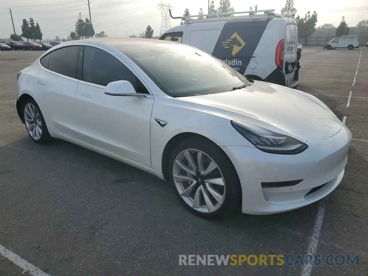 4 fotografías del automóvil dañado 5YJ3E1EA9LF806429 TESLA MODEL 3 2020