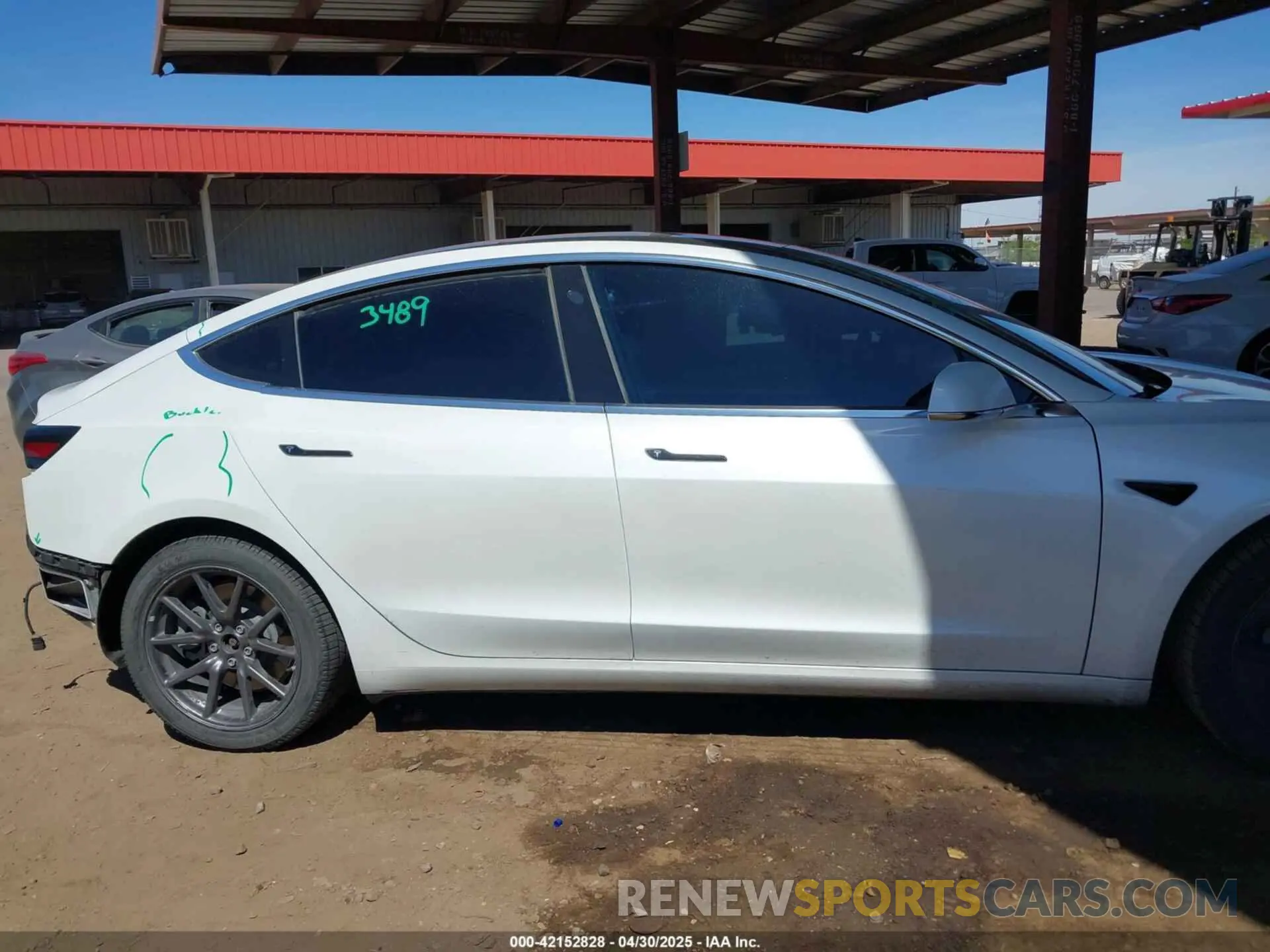 13 fotografías del automóvil dañado 5YJ3E1EAXLF598061 TESLA MODEL 3 2020