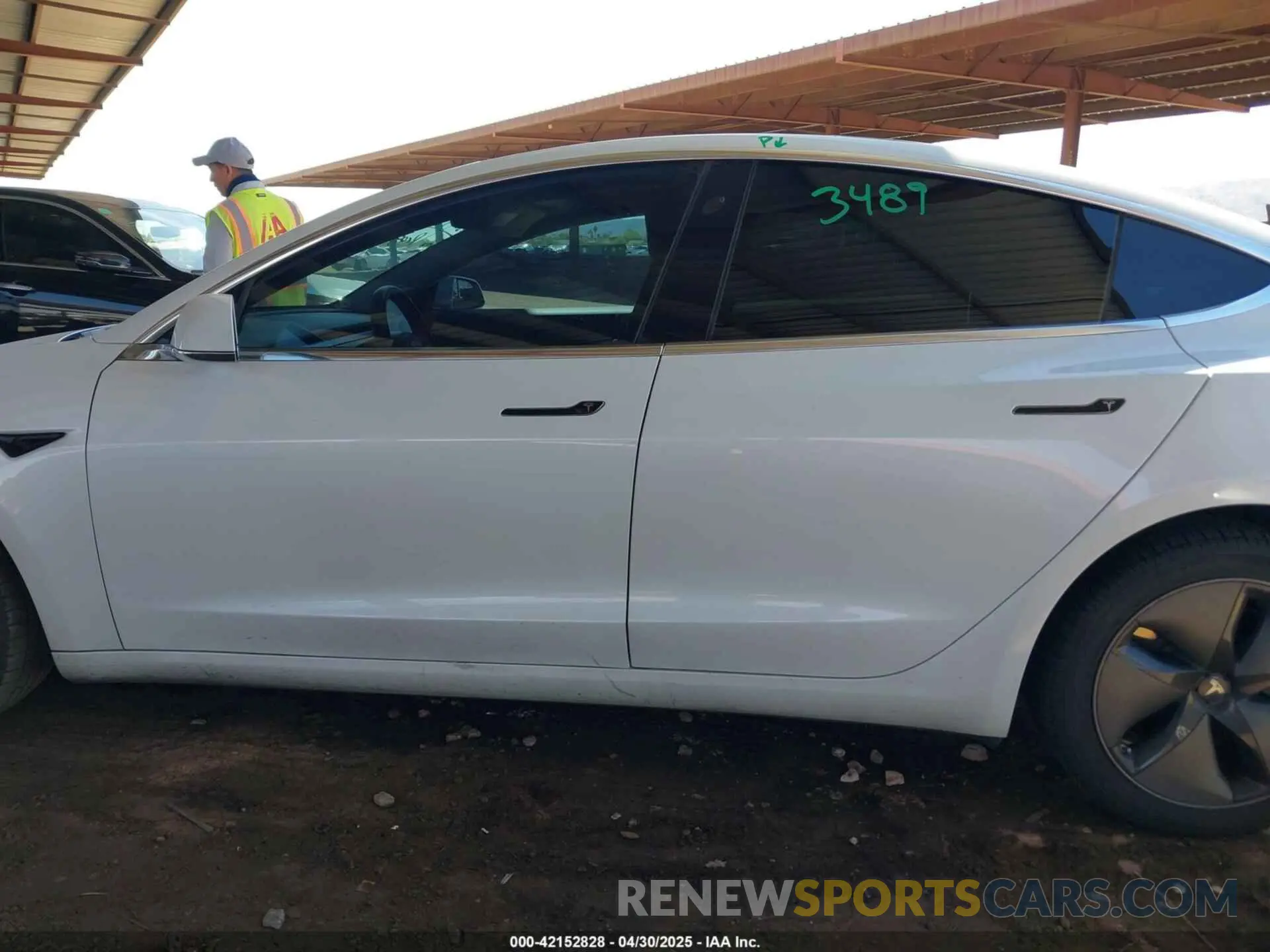14 fotografías del automóvil dañado 5YJ3E1EAXLF598061 TESLA MODEL 3 2020