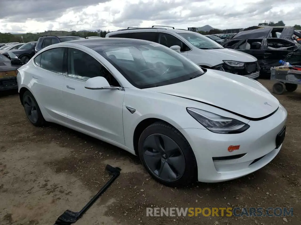 4 fotografías del automóvil dañado 5YJ3E1EAXLF645041 TESLA MODEL 3 2020
