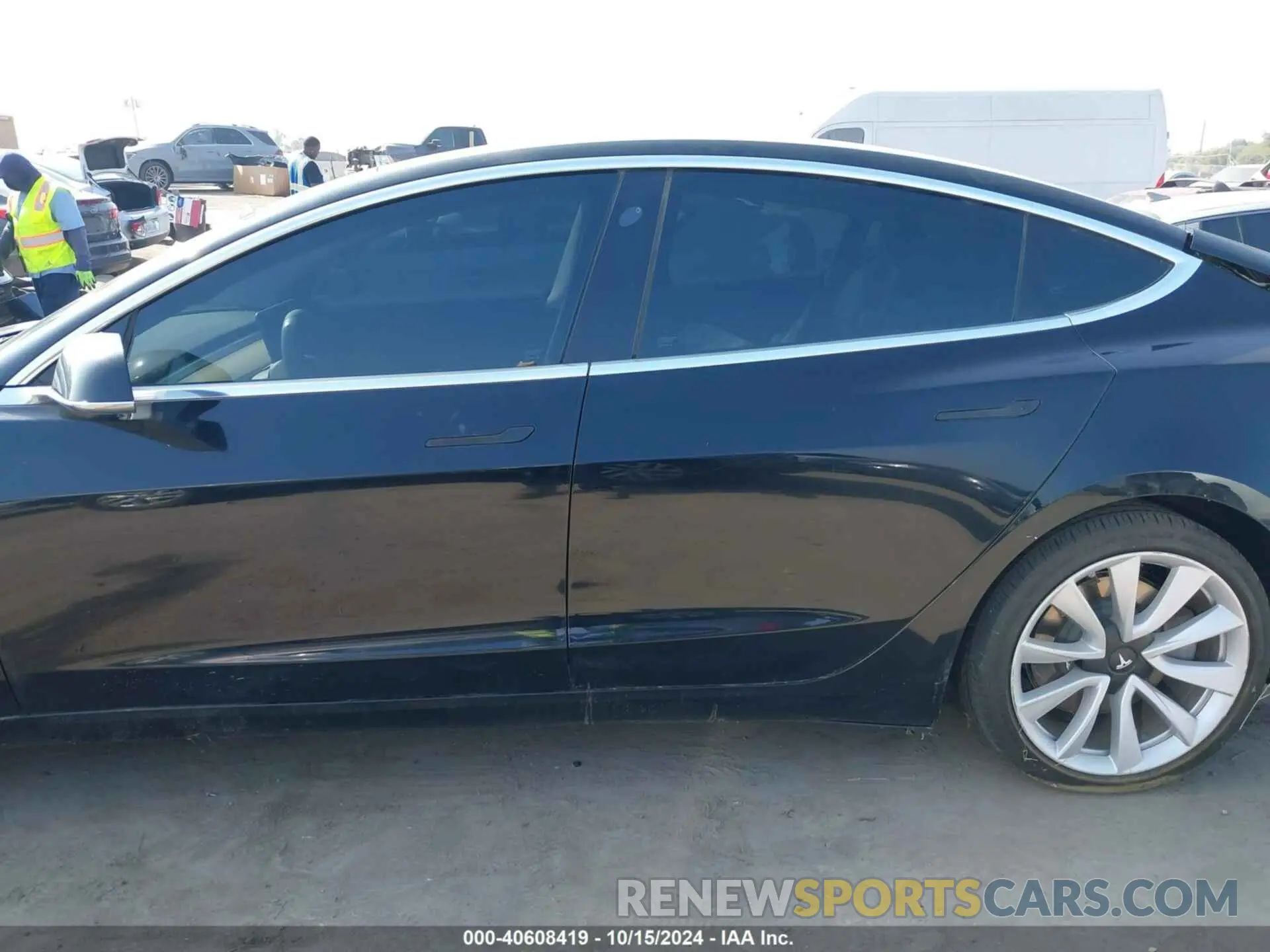 13 fotografías del automóvil dañado 5YJ3E1EAXLF645511 TESLA MODEL 3 2020