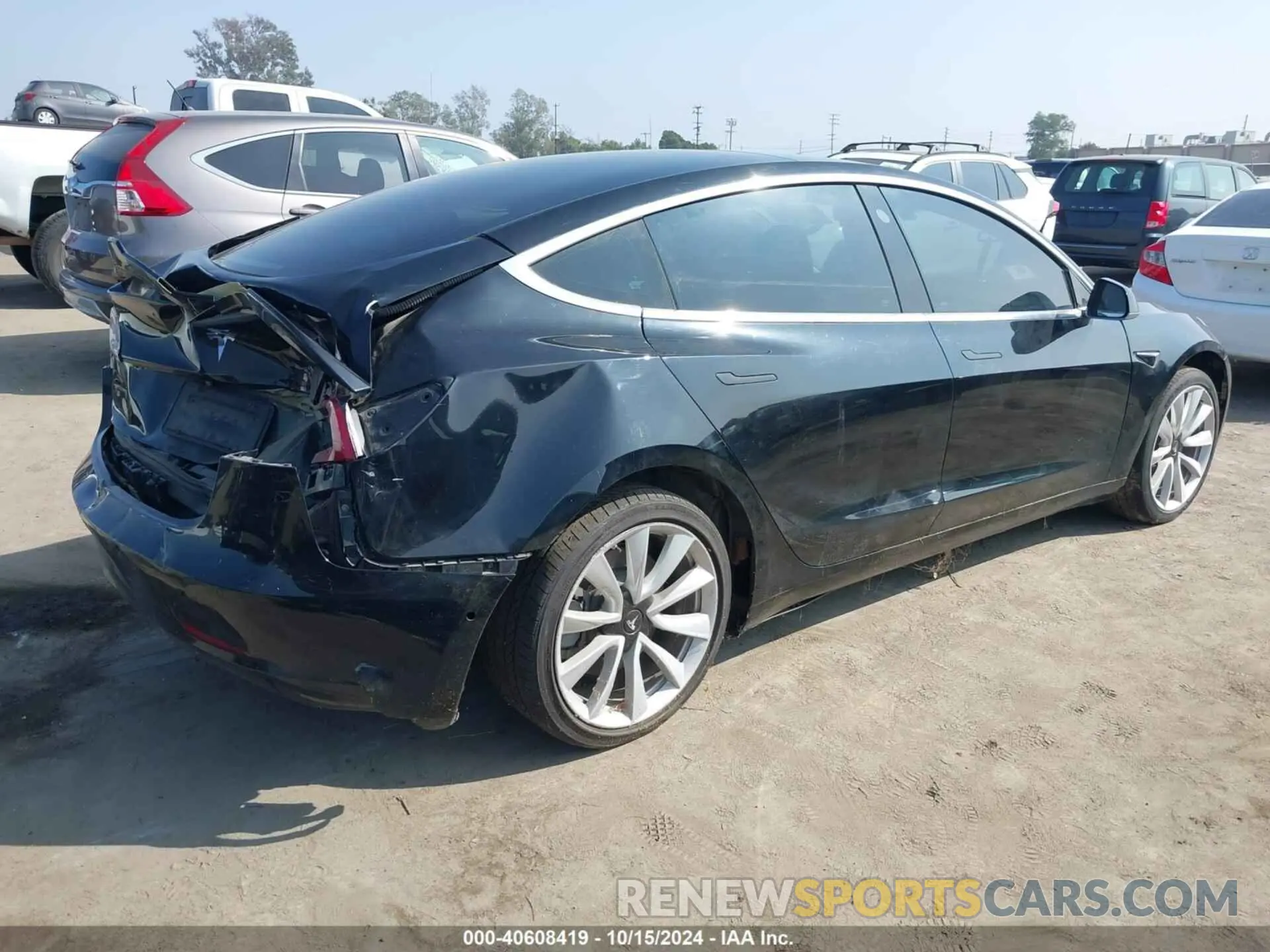 4 fotografías del automóvil dañado 5YJ3E1EAXLF645511 TESLA MODEL 3 2020
