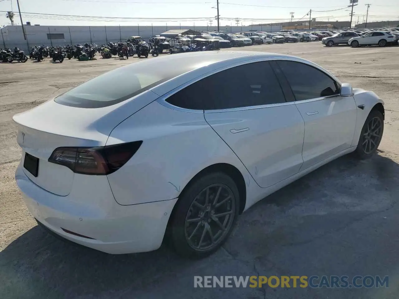 3 fotografías del automóvil dañado 5YJ3E1EAXLF706243 TESLA MODEL 3 2020