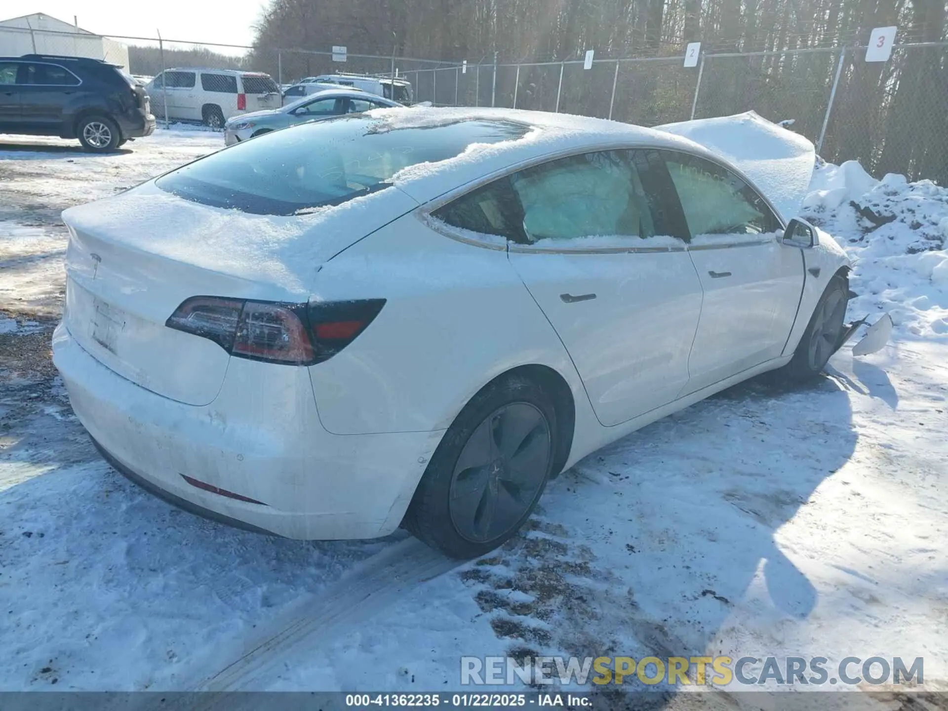 4 fotografías del automóvil dañado 5YJ3E1EAXLF709949 TESLA MODEL 3 2020