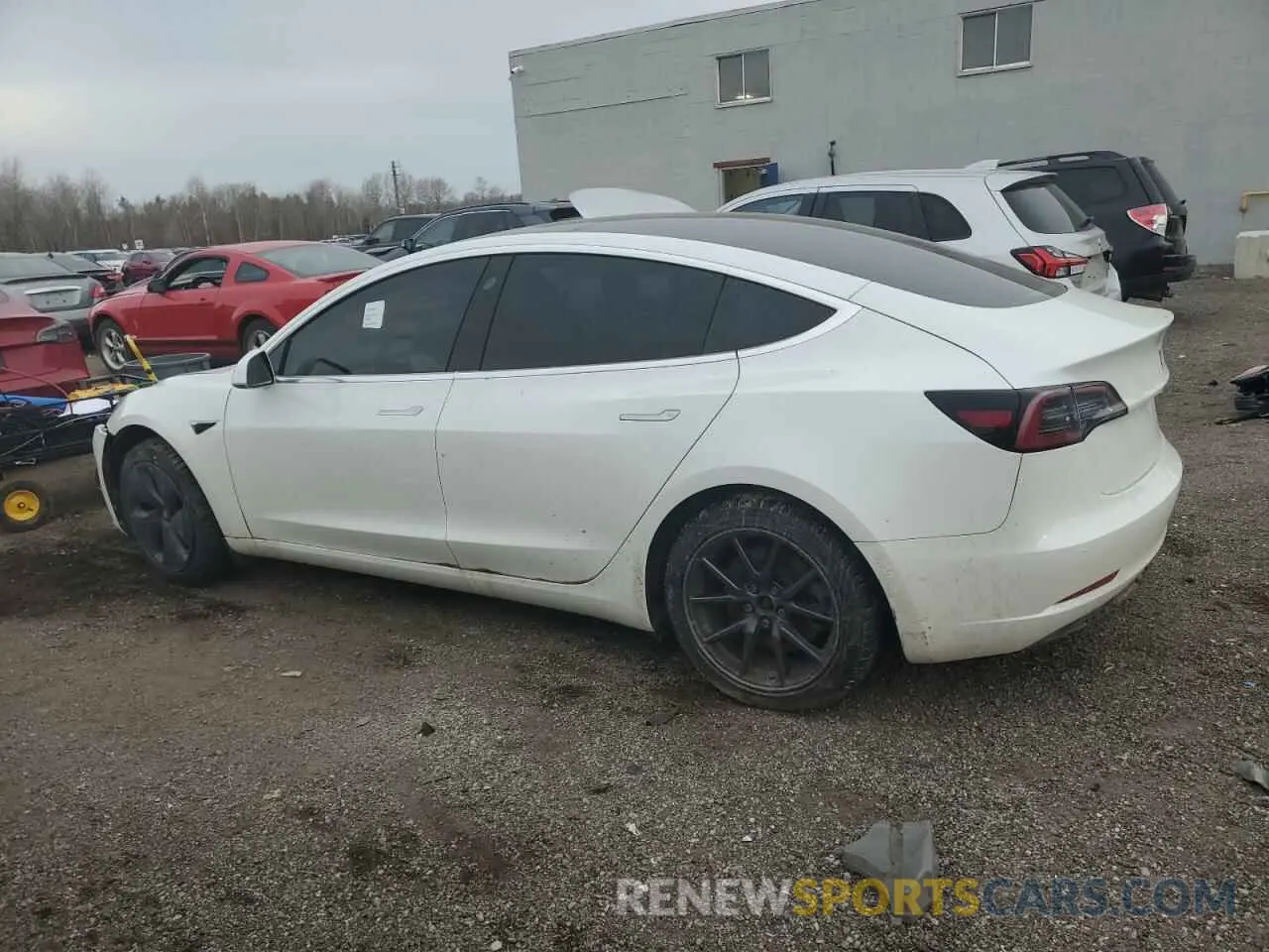 2 fotografías del automóvil dañado 5YJ3E1EAXLF733894 TESLA MODEL 3 2020