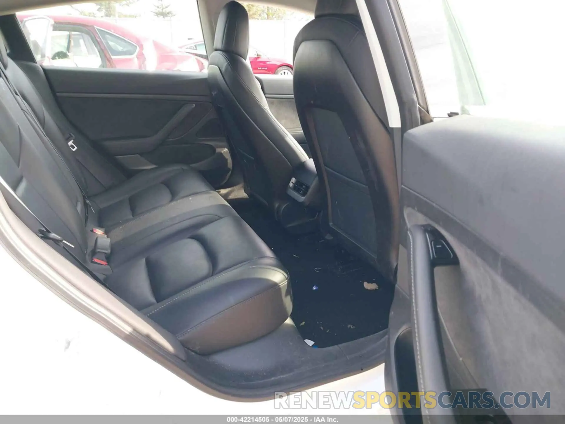 8 fotografías del automóvil dañado 5YJ3E1EAXLF738061 TESLA MODEL 3 2020