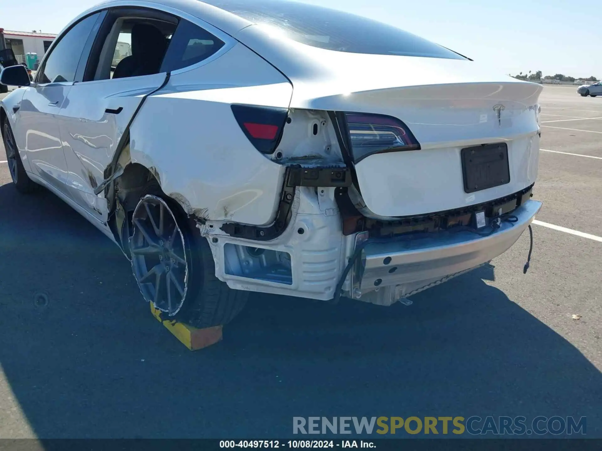 6 fotografías del automóvil dañado 5YJ3E1EAXLF740070 TESLA MODEL 3 2020