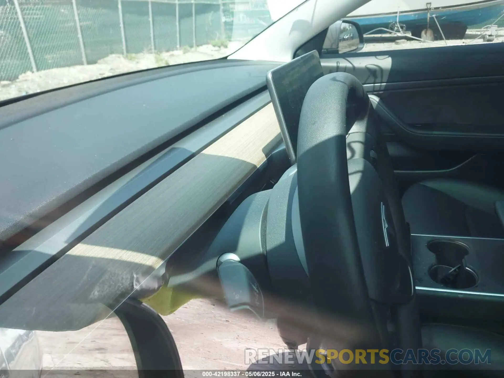 17 fotografías del automóvil dañado 5YJ3E1EAXLF783517 TESLA MODEL 3 2020