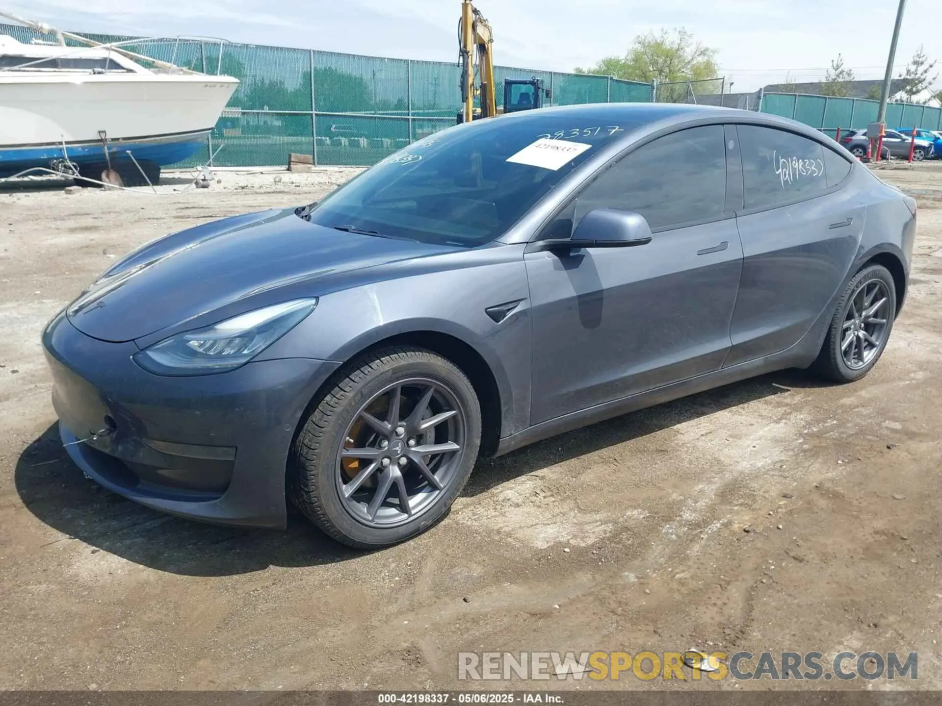 2 fotografías del automóvil dañado 5YJ3E1EAXLF783517 TESLA MODEL 3 2020