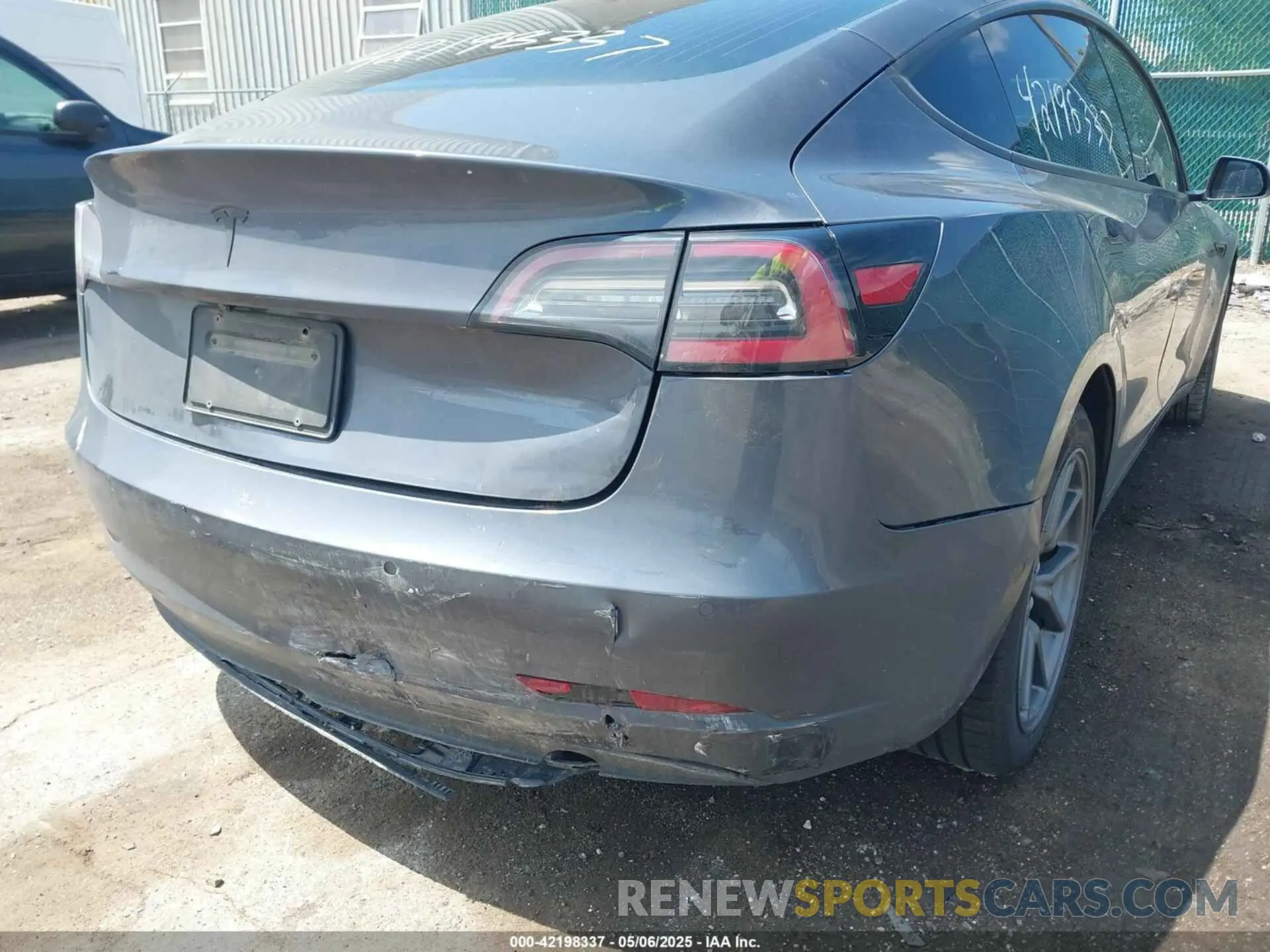6 fotografías del automóvil dañado 5YJ3E1EAXLF783517 TESLA MODEL 3 2020
