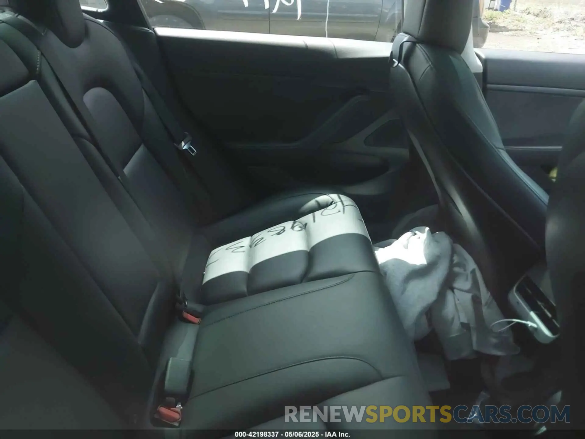 8 fotografías del automóvil dañado 5YJ3E1EAXLF783517 TESLA MODEL 3 2020